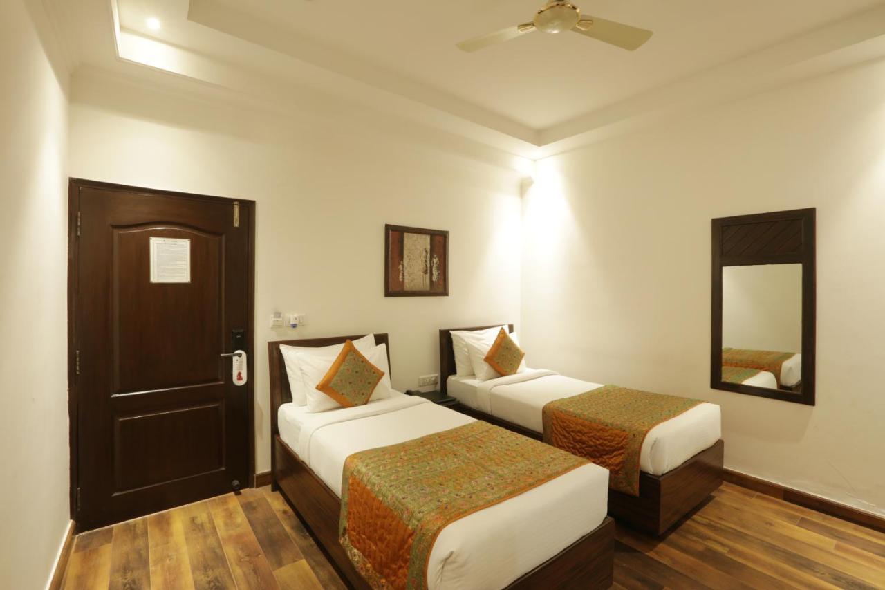 Airport Hotel Le Seasons Nueva Delhi Exterior foto