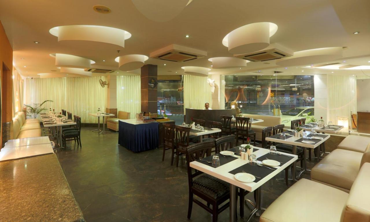 Airport Hotel Le Seasons Nueva Delhi Exterior foto